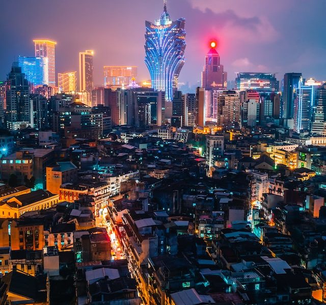 Macao: Nuovo programma di residenza per professionisti qualificati