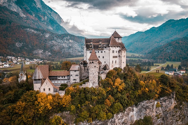 Liechtenstein: Interpretazione dei contratti commerciali