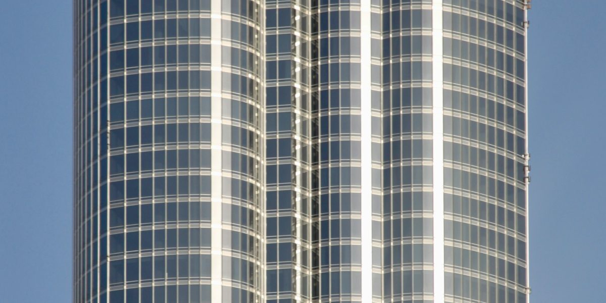 Gli Emirati Arabi Uniti: linee guida sull’imposta minima nazionale